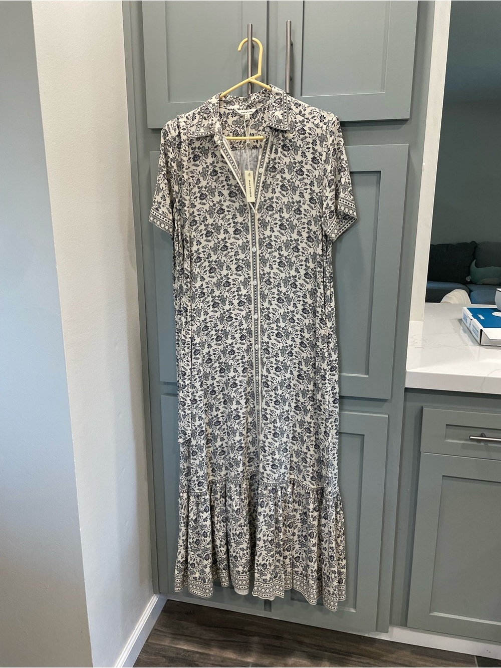 Max Studio Floral Button-Front Maxi Dress in Gray and White